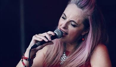 Joanna Eden presents Ella & Beyond: Big Band to Bebop