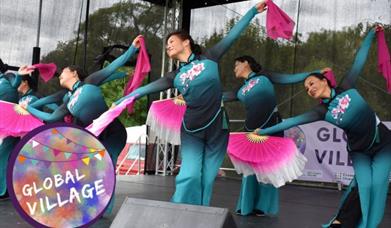 Chinese dancers