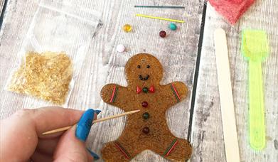 Fused Glass Workshop – Festive Tree Decorations