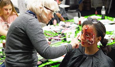 Gory SFX Makeup, 14+