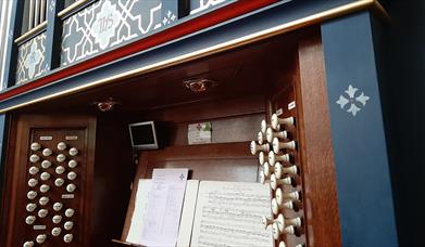 Lunchtime Concert - organ