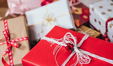 Christmas shopping weekend at Marks Hall Estate