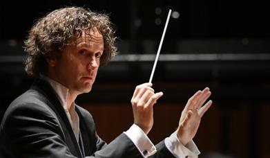 Aurora Orchestra