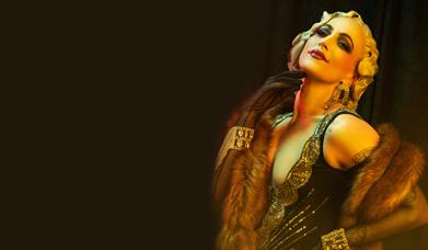 Hundred Watt Club - An evening of burlesque & cabaret