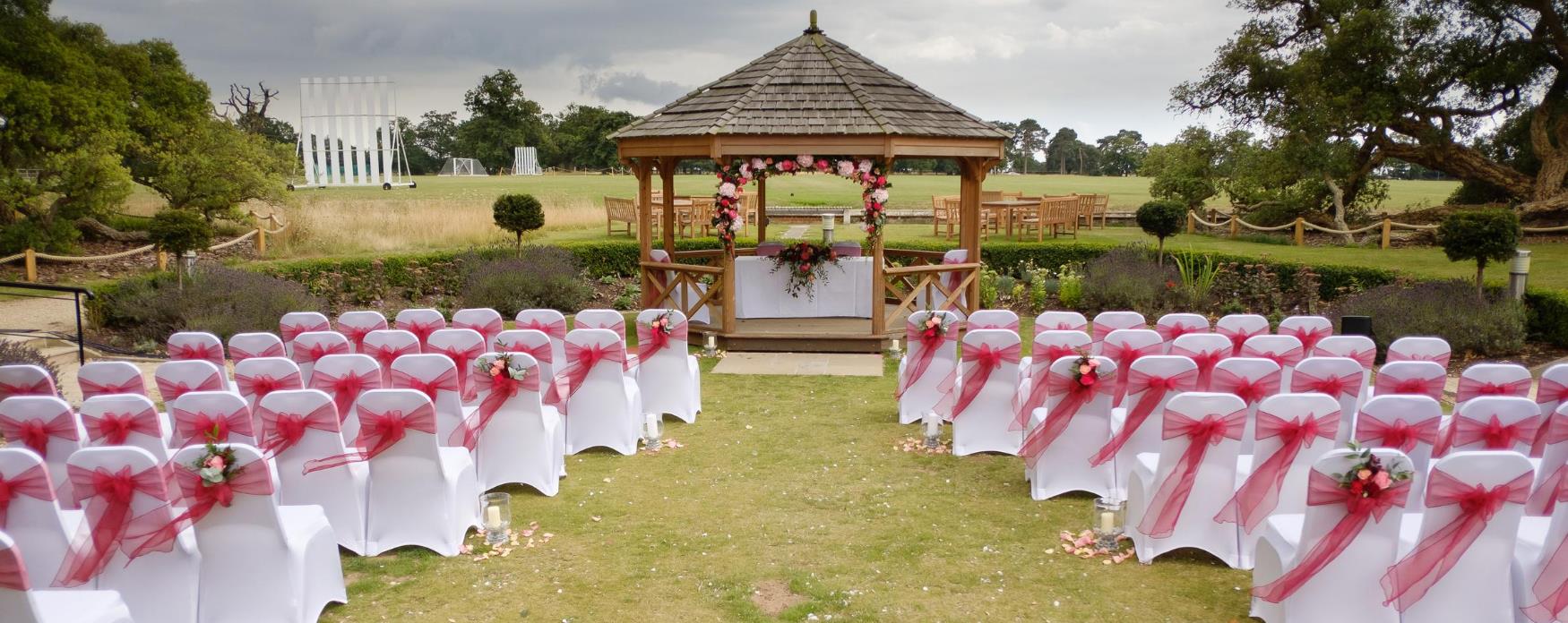 Outdoor wedding at Wivenhoe House