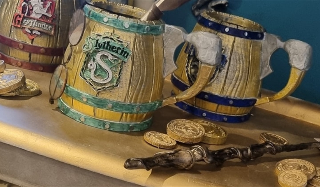 Harry Potter Afternoon Teas Vintage Rose Tea Room Afternoon / Cream