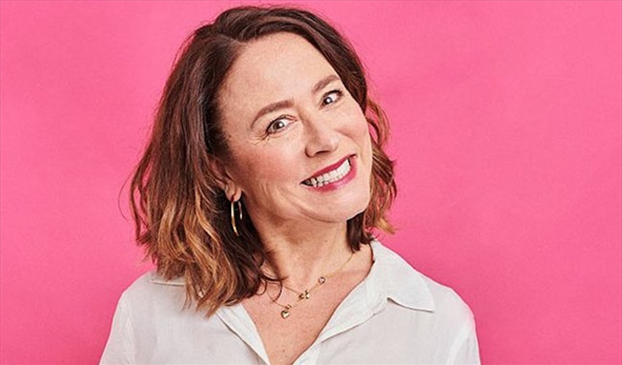 Arabella Weir