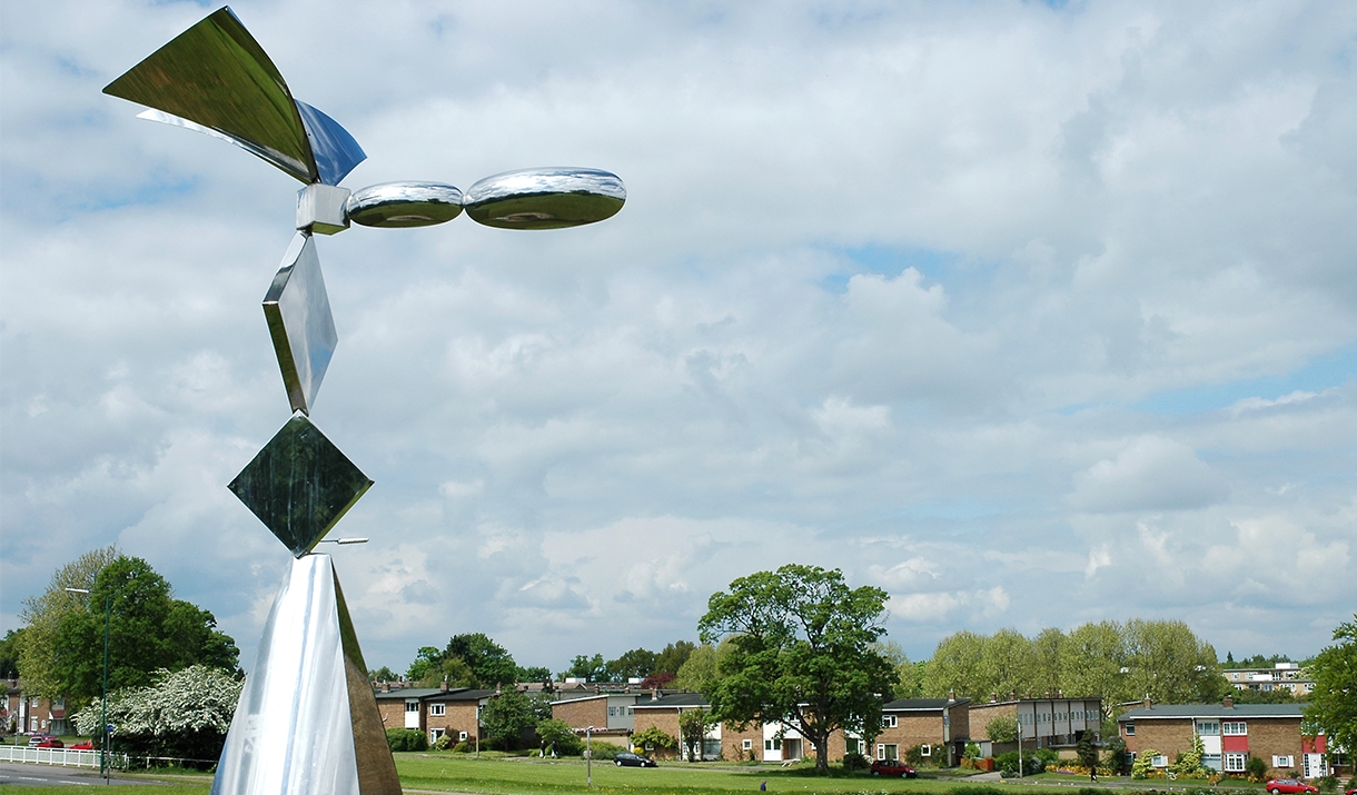 Solo Flight Sculpture, Harlow