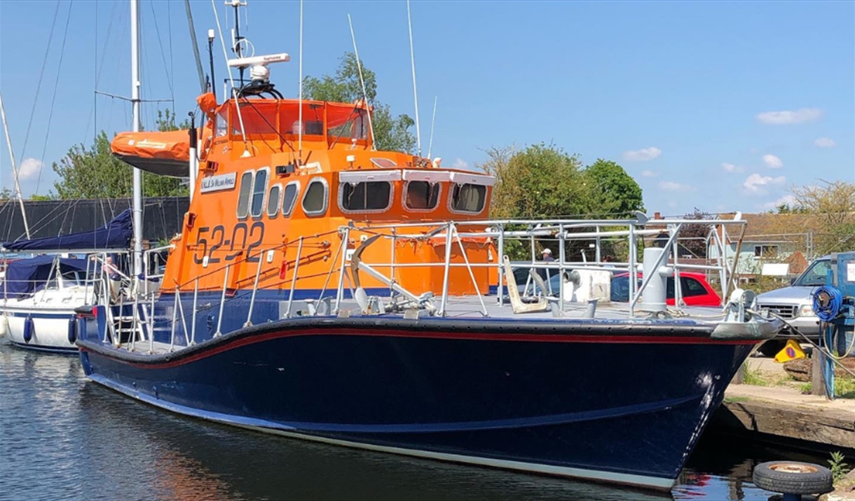 Sir William Arnold Lifeboat Experience at Heybridge Basin