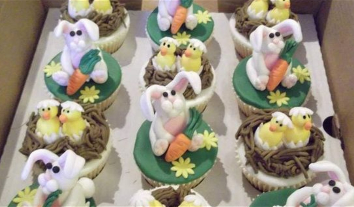 Cupcakes decorated with sugarpaste bunnies and chicks