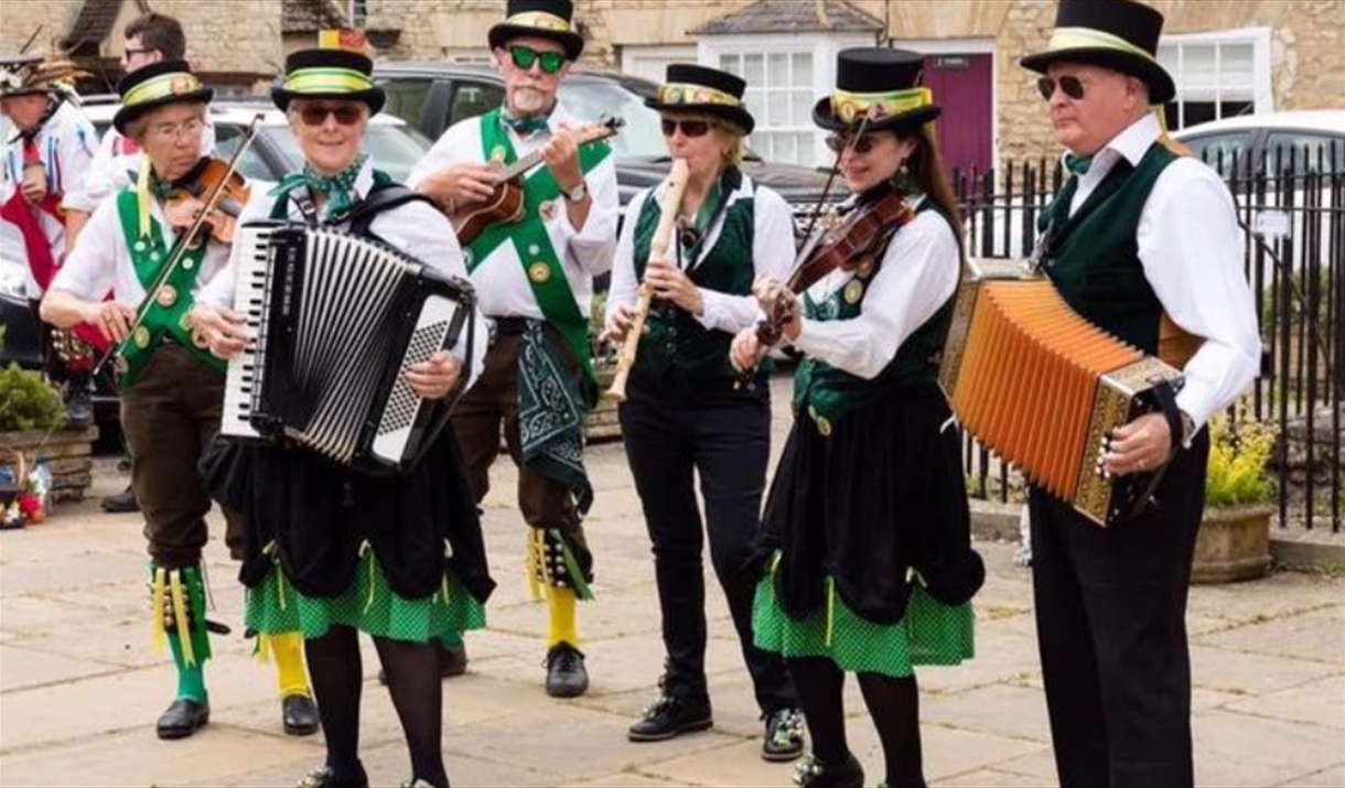 Romney Marsh Morris dancers