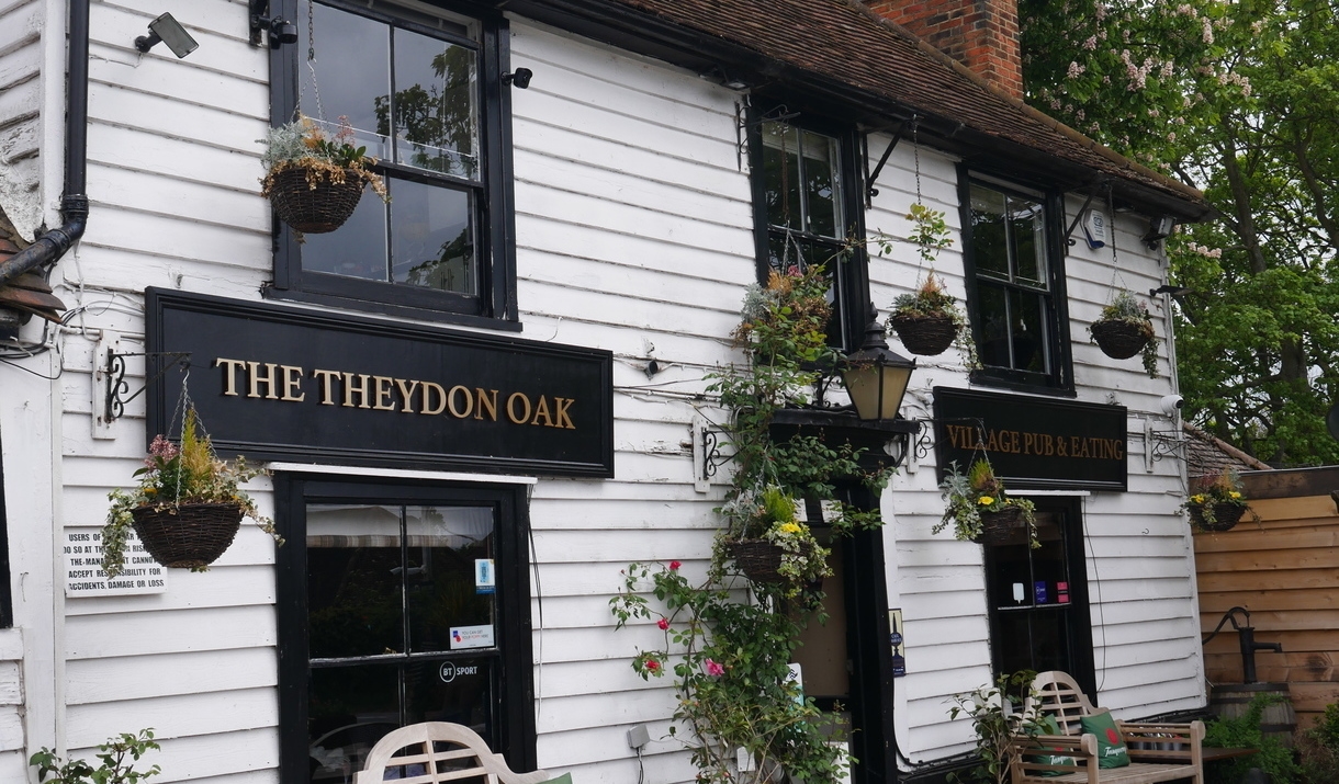 The Theydon Oak Restaurant Pub in Epping, Epping Visit Essex