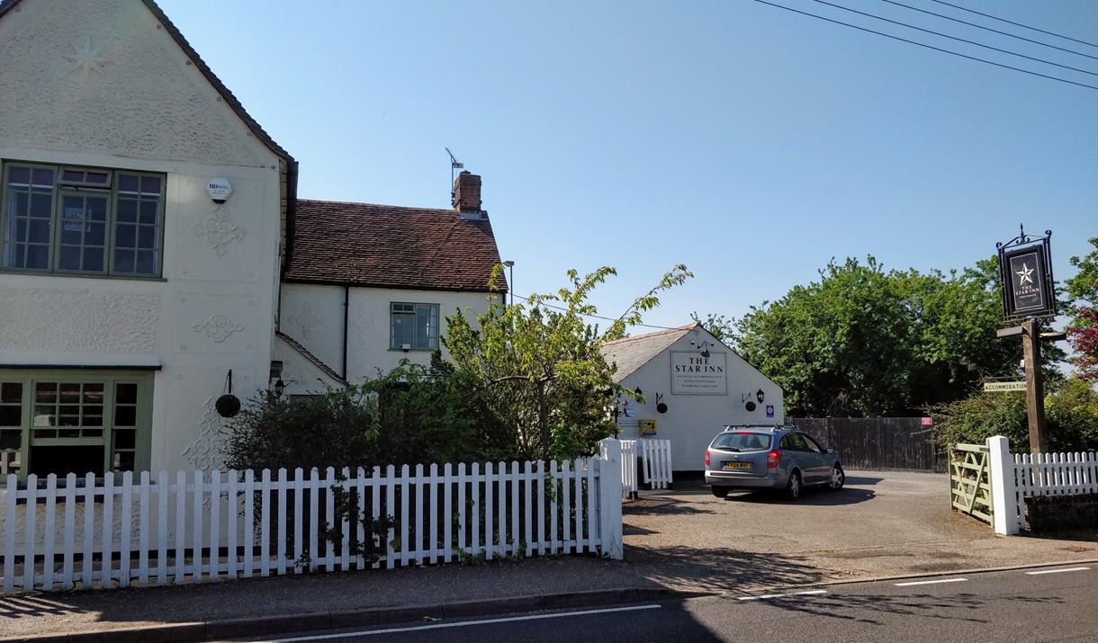 The Star Inn, Steeple