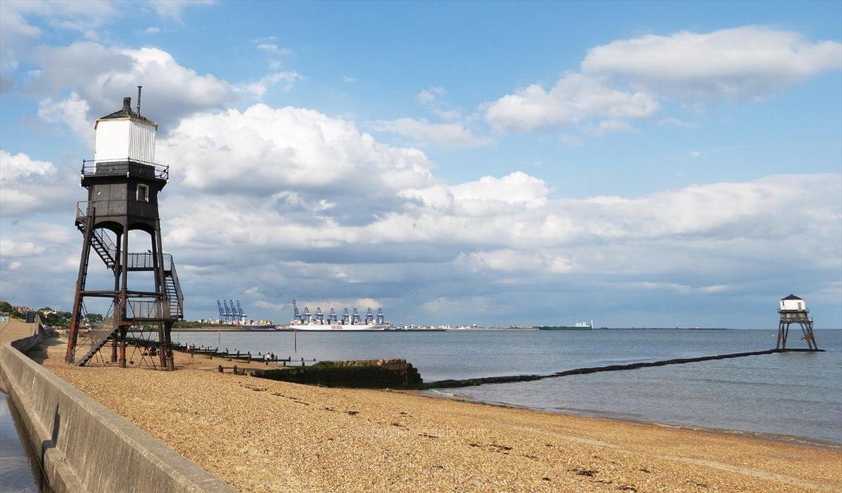 Essex Way Stage 7 Mistley Heath to Harwich Walking Route in