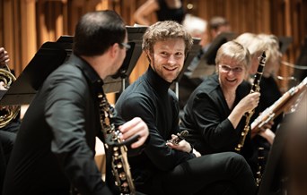 Britten Sinfonia Winds (c) Benjamin Ealovega