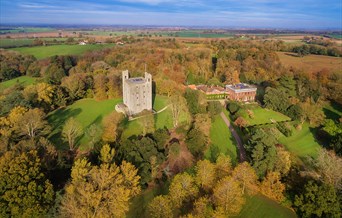 Wedding at Hedingham Castle