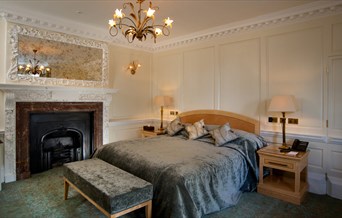 Greyfriars room