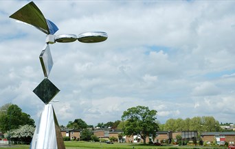 Solo Flight Sculpture, Harlow