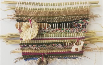 Creative Net: Weaving with wool and found items