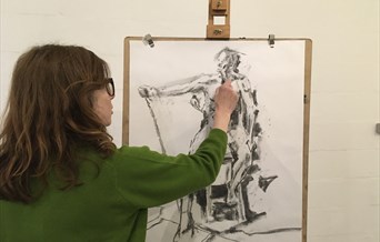 Life Drawing with Justine Moss – all levels