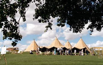 Tipi Wedding Showcase