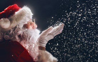 Santa Sunday Events at Stoke by Nayland Hotel