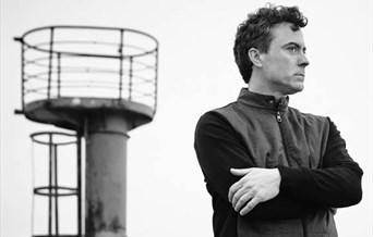 Paul Lewis