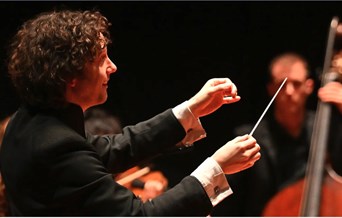 Aurora Orchestra