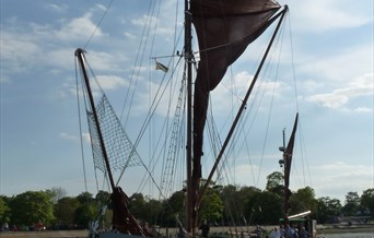 Sailing Barge Cruise