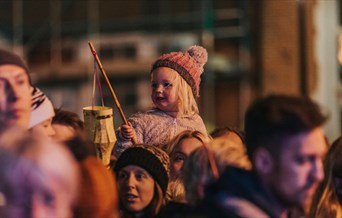 Lantern Parade and Light Switch on – Saffron Walden