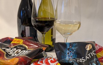 Colchester Wine & Crisp Pairing