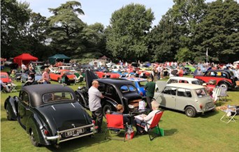 Classic & Vintage Car Show