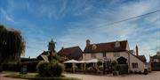 Hanningfield pub