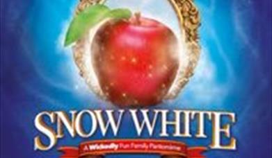 SNOW WHITE - CHRISTMAS PANTOMIME