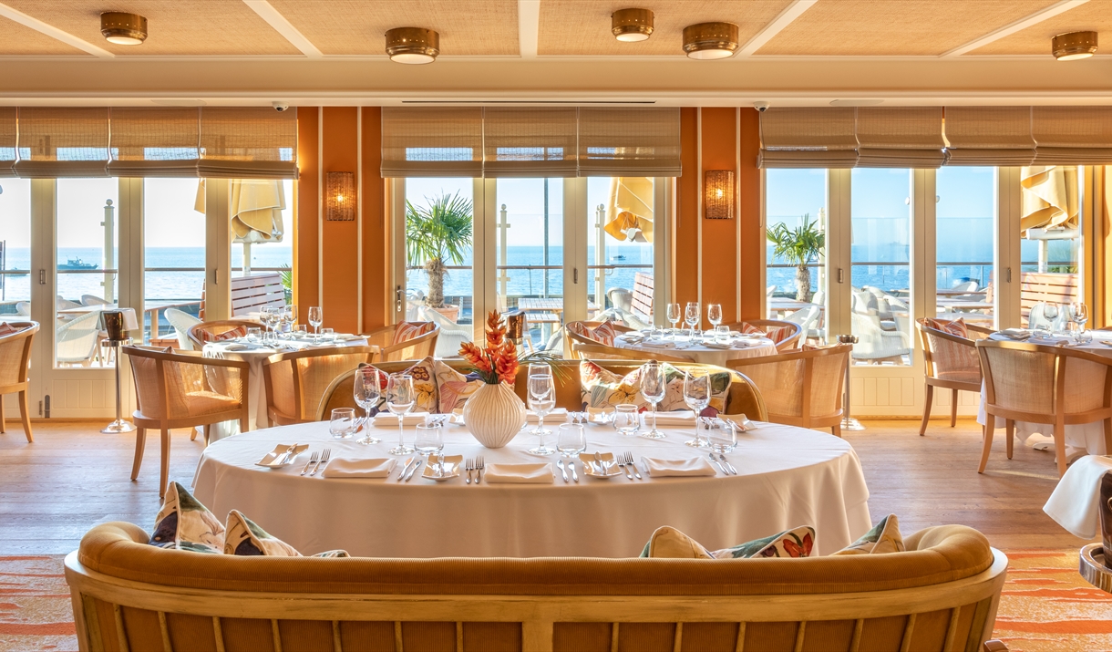 Roslin Beach Hotel Restaurant