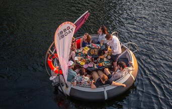 Skuna Boats - BBQ Boat