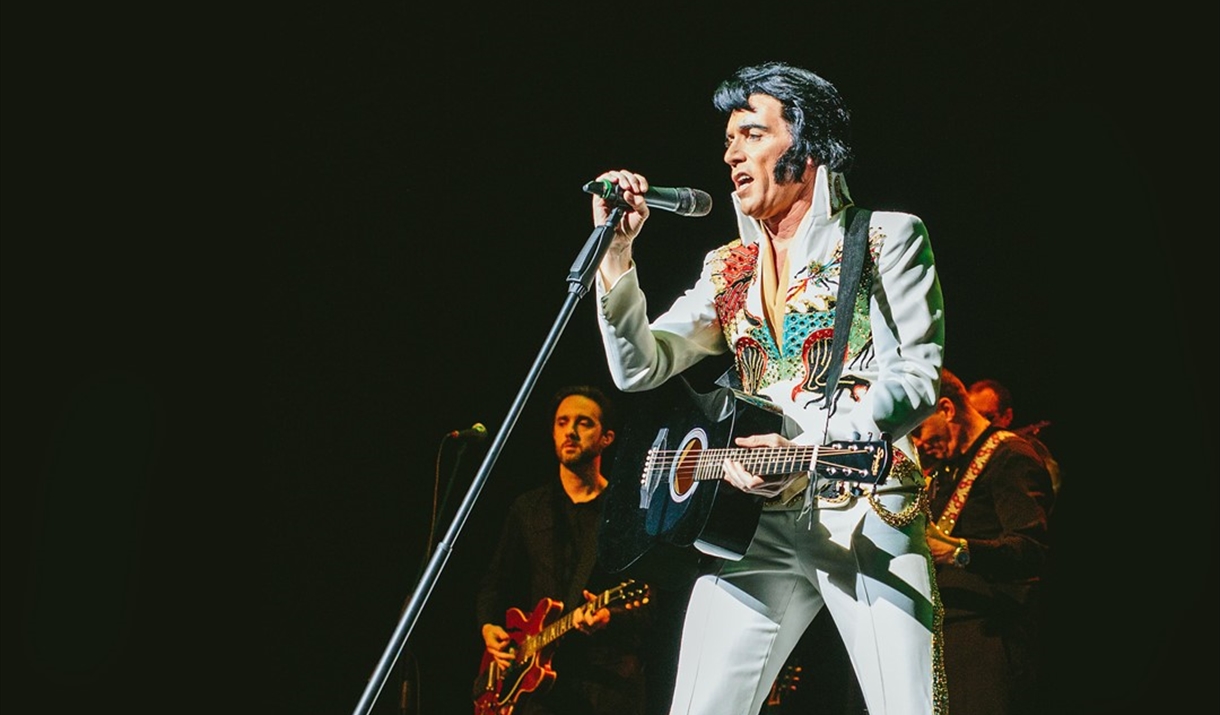 One Night of Elvis – Lee Memphis King