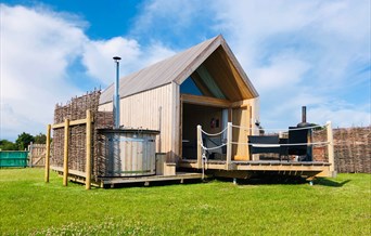 Lee Valley Farm Cottages and Glamping