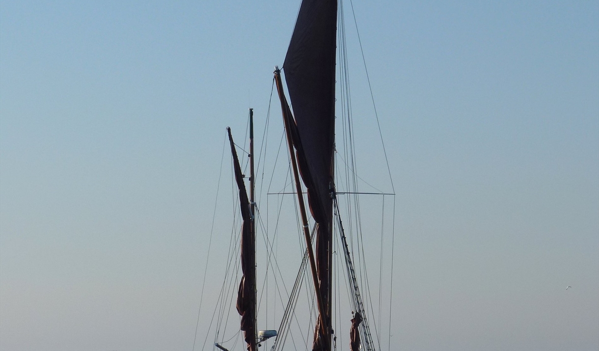 Topsail Charter Maldon