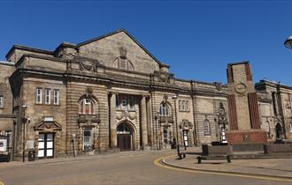 Remembrance Sunday Service – Stoke Cenotaph