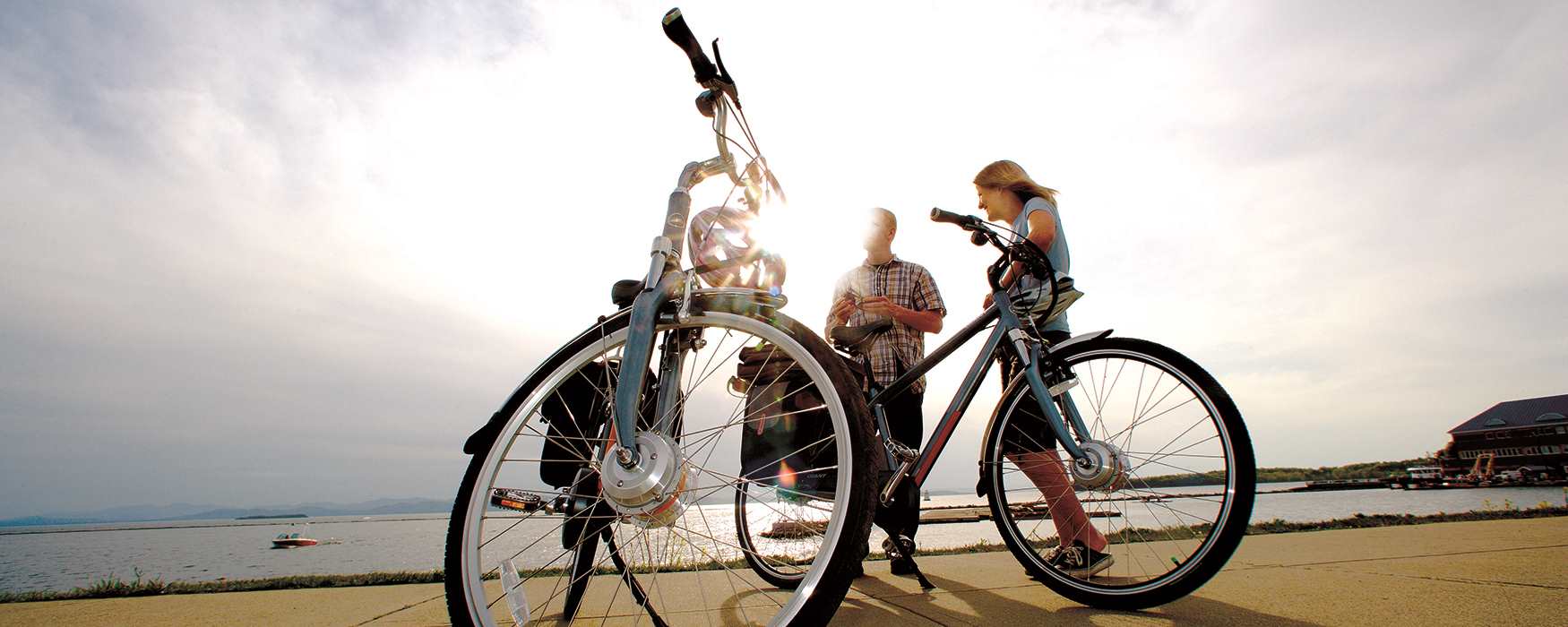 Cycling along the River Exe