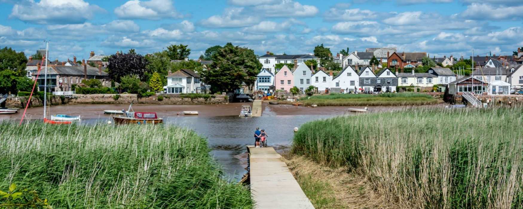 Exe Estuary Trail at Topsham (c) Jan Penny