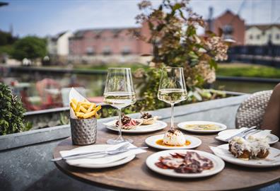Dine al fresco in Exeter this summer