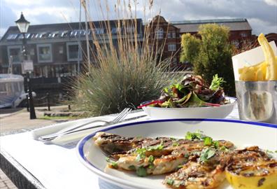 Dine alfresco in Exeter