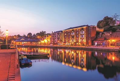 Entertainment & Nightlife in Exeter