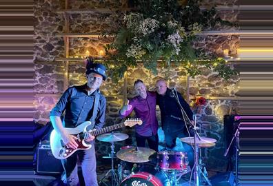 Christmas Live Music Nights - The Dockneys