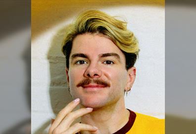 Christopher Hall: Pizazz