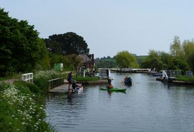 Far away view of Double Locks (c) Mathilde Le Floch