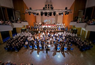 Exeter Music Group Symphony Orchestra at the Great Hall (photography: NigelCheffers-Heard & Zoita Mandila)