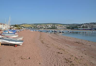 Shaldon Beach with boats on it